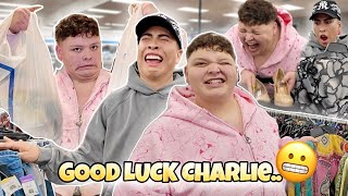 OUTFIT ROULETTE CHALLENGE!! *FUNNY AF* | Louie's Life