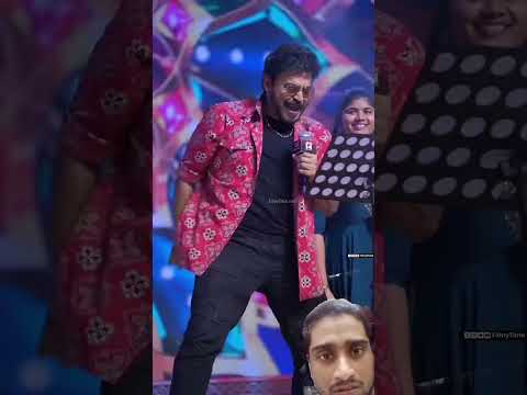 #Venkatesh Superb Live SingingPerformance @#SankranthikiVasthunamMovie Musical Night |FilmyTime