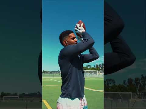 JBL | Overdrive Football