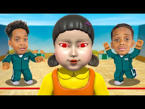 IMPOSSIBLE RED LIGHT GREEN LIGHT SQUID GAME ROBLOX WITH DJ & KYRIE | The Prince Family Clubhouse