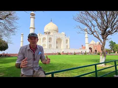 Jonny at the Taj Mahal in Agra