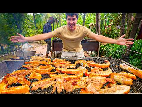 Cambodian Street Food 🇰🇭 Fermented Fish "Pizza" (ប្រហុកភីហ្សា) + Siem Reap's Food Village!