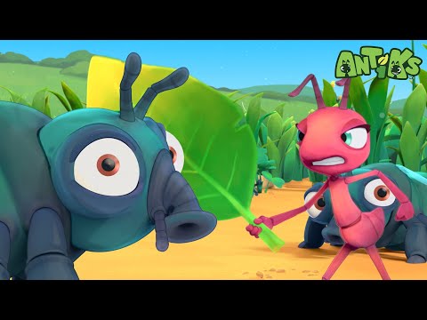 Joey & Boo’s Beach Battle | Antiks 🐜 | Funny Cartoons for Kids