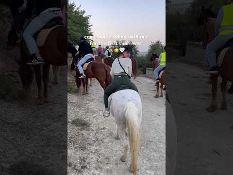 my first time horse riding and I absolutely loved it!! 🤠 #horseriding #horsegirl #crete #horselover