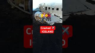 Avión ESTRELLADO en ISLANDIA #iceland #crashedplane #4x4 #vanlife #iveco