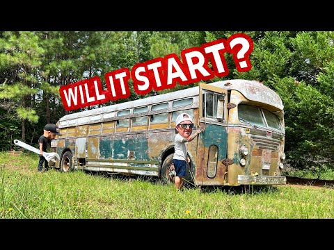 This 1948 Vintage Bus Has Been Abandoned For 25 Years...Will It Start Up Again?