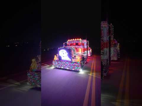 We Covered This Peterbilt in 10,000 Christmas Lights!