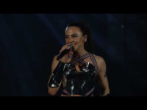 Melanie C ft. Sink The Pink - Live At The Troxy (6th July 2019)