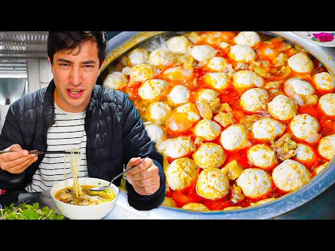 VIETNAMESE STREET FOOD in Huế, Vietnam 🇻🇳 Is This Really Vietnam's #1 Food City?!