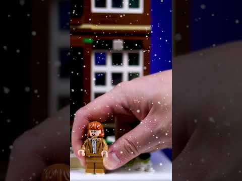 This LEGO Home Alone Display Is EPIC