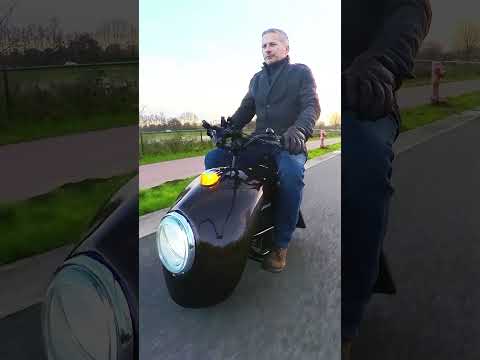 Amazing DIY electric minibike - volkspod made from aircooled volkswagen beetle fenders