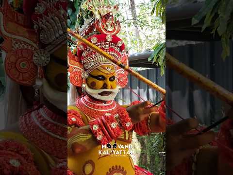 മുത്തപ്പൻ | MUTHAPPAN #theyyam #muthappan #parassinikadavu #kannur #travel #shorts #status