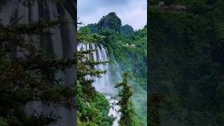 Mesmerizing Waterfall: The Beauty and Power of Nature 🌊🍃#WaterfallMagic #NatureBeauty