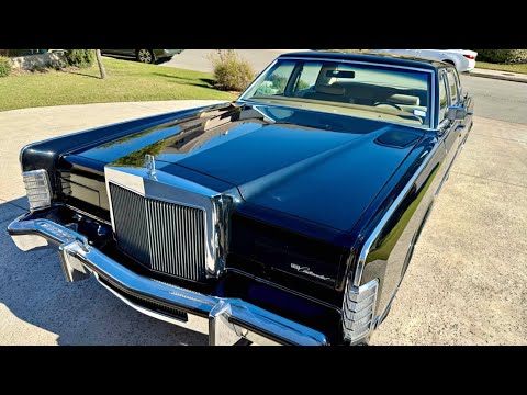 1979 Lincoln Continental Slicktop: Large & In Charge For The Last Time!