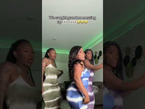 #funnyclips #sister #3generations #mom #grandma #beauty #funny #dancing #melanin #blackgirlmagic