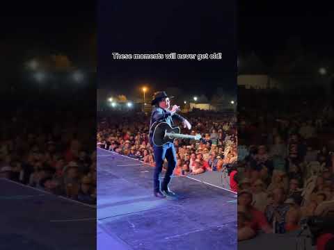 It gives me chills every time I hear y’all singing one of my songs back to me. #claywalker #shorts