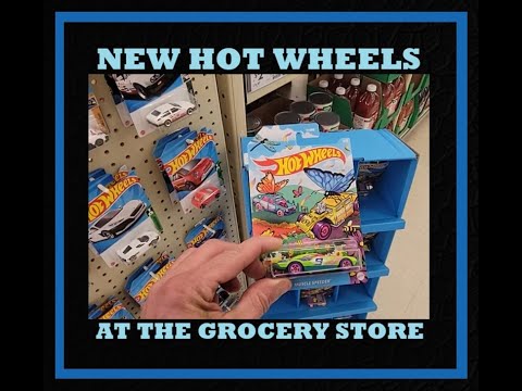 Finding NEW SPRING Hot Wheels At The Grocery Store - Toys - Toy Store - Johnny Lightning - 2025 -