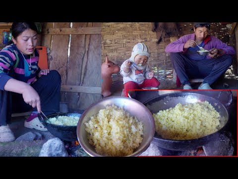 Day in the life of a Nepali shepherd family  || shepherd life of Nepal || manjita cooks fry rice ||