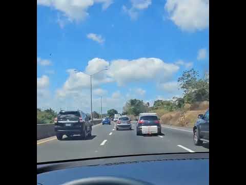 VIDEO Vista del tráfico en la autopista Arraiján La Chorrera en La Chorrera hacia el interior del p