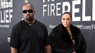 #KanyeWest e #BiancaCensori irrompono sul red carpet dei #GRAMMYs (prima di andarsene)