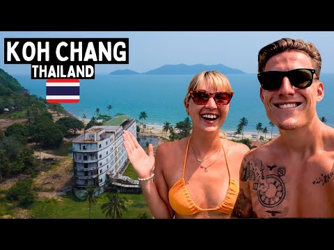 This is KOH CHANG 🇹🇭 Paradise on Earth in THAILAND (island tour)