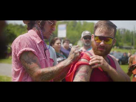 Yelawolf - Creekwater Bottle Signing Day 2, Knoxville TN