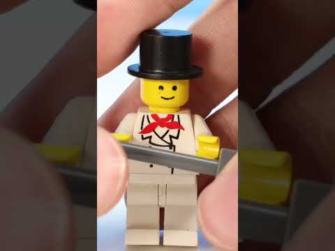 I LET THIS MINIFIGURE COOK | AI WAR Day 44