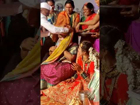 🤣😅#marathiwedding #short #comedy #viralvideo lagnatil gani