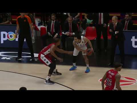 Shane Larkin wonderful ankle breaker against Armani Milan | EUROLEAGUE PLAYOFF (19.04.2022)