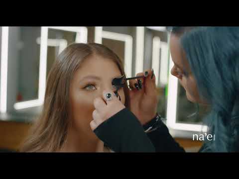 Eyelash Spoon TV Ad