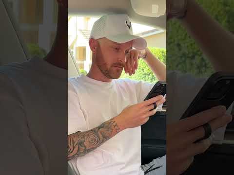 DAD vs MOM & KIDS GETTING IN THE CAR 🤦‍♂️🤣