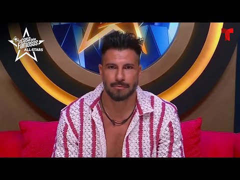 Uriel del Toro llega al confesionario para su nominación | La Casa de los Famosos All-Stars 2025