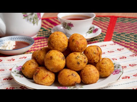 Cucur Ikan Bilis Bulat