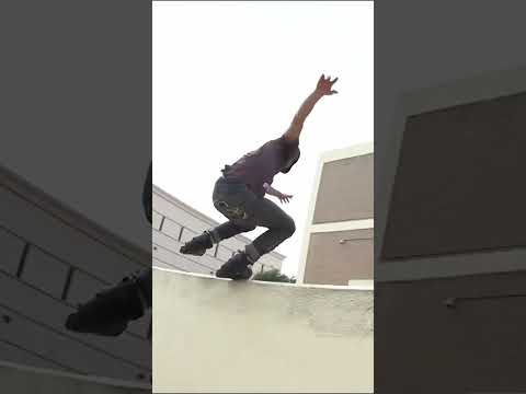 Mick Casals freestyle backslide in San Antonio #rollerblading #inlineskating #skating