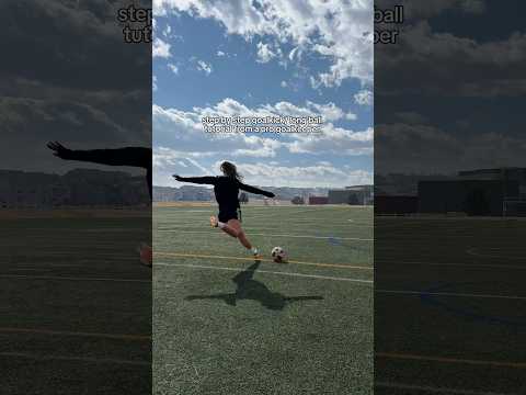 Pro goalkeeper goal kick tutorial for longer kicks #goalkeeper #goalkick #soccerplayer