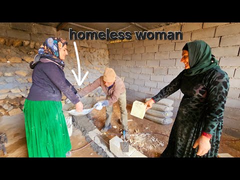 Homeless Woman Helps Single Mom Finish Her House