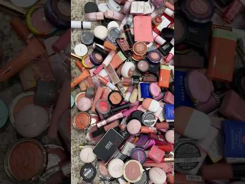 getting rid of my makeup collection