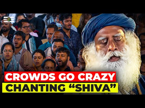 Sadhguru - Powerful AUM NAMAH SHIVAAY Chant | MahaShivRatri Mahamantra Initiation