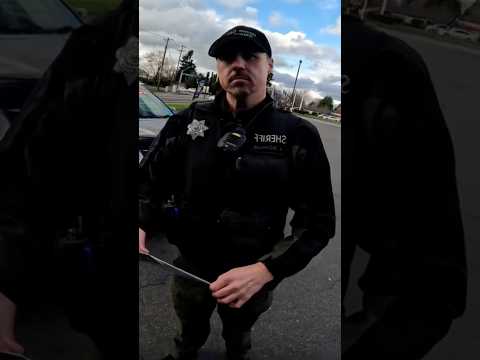 Cop Tries To Tow Bike | ​⁠@Ycdg_Offical #motorcycle #fyp #police