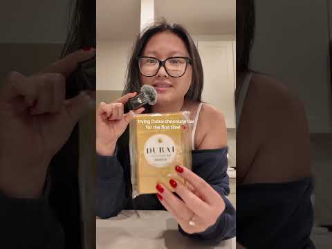 Dubai chocolate bar 🍫  #dubaichocolatebar #viralfood #asmr