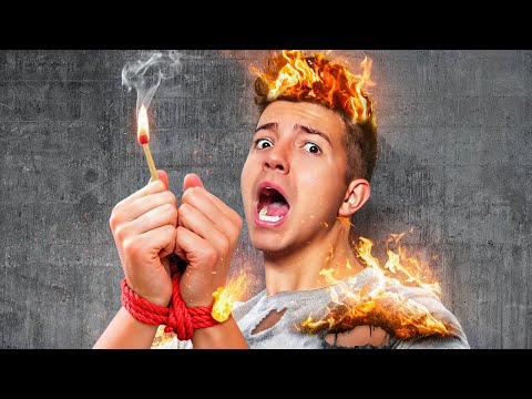 100 *DUMBEST* Survival HACKS