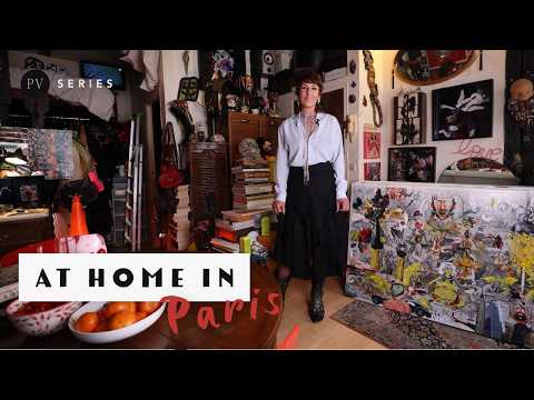 At Home in Paris: The Vibrant and Unique Apartment of a Fashion Enthusiast, 35 sqm / 377 sqft