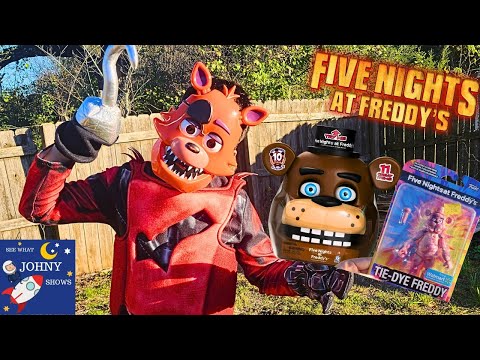 FOXY in REAL LIFE has NEW FNAF Animatronic Freddy Faz Bear Head Toys