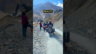 LADAKH on SOCIAL MEDIA vs REALITY😱 #adventuretravel #shortvideo