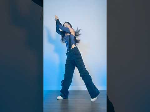 aespa KARINA 'UP' dance challenge wearing her iconic outfits (ft. Fashion Chingu)