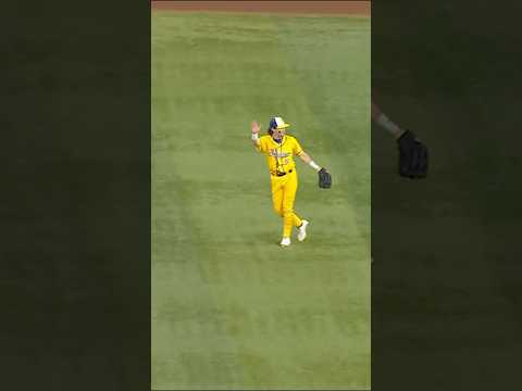 wait for it… backflip and “maps” dance #bananaball #savannahbananas #baseball #maps  #dudeperfect