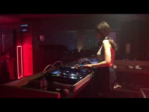 DJ Yasmin Live at Sahara Club Lombok " Newland Present "