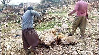 Preparing the local nomadic food of the village of Iran