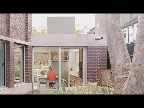 "Home that can evolve" in London named UK's best new house