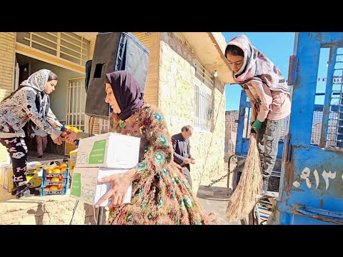 Homeless Woman & Orphan Girls Work Hard To Build House